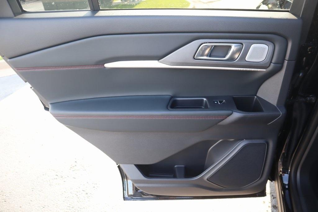 new 2025 Ford Explorer car, priced at $59,000