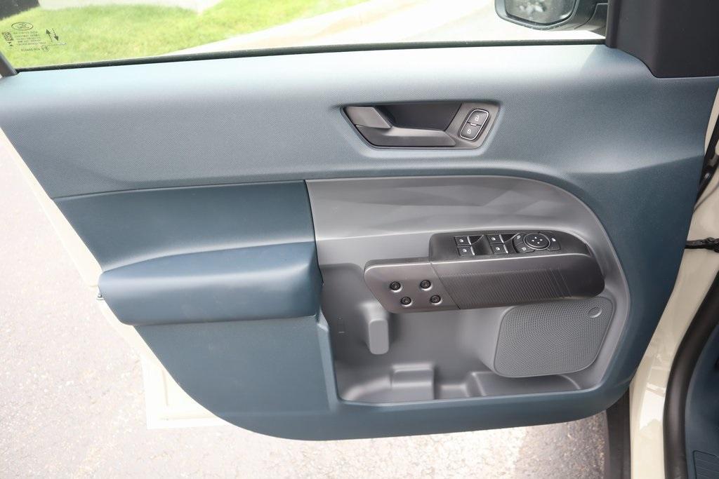 new 2025 Ford Maverick car, priced at $34,085