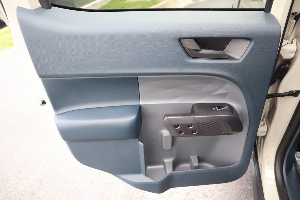 new 2025 Ford Maverick car, priced at $34,085