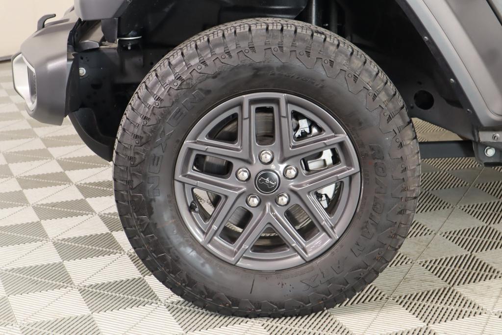 used 2024 Jeep Gladiator car, priced at $34,897