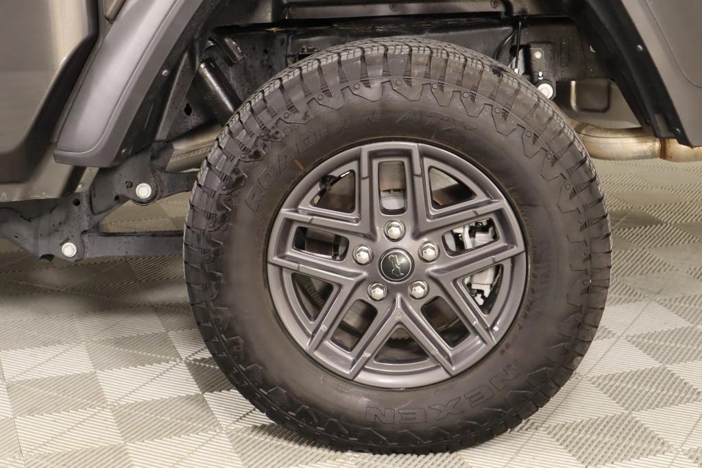 used 2024 Jeep Gladiator car, priced at $34,897