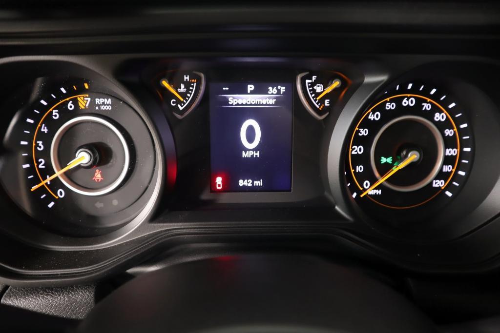 used 2024 Jeep Gladiator car, priced at $34,897