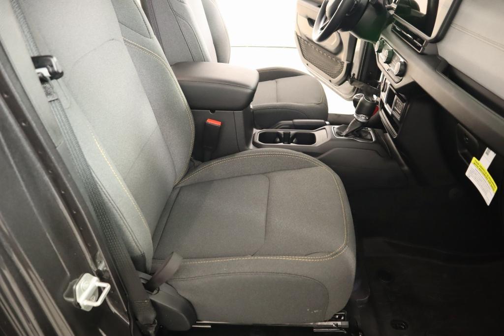 used 2024 Jeep Gladiator car, priced at $34,897