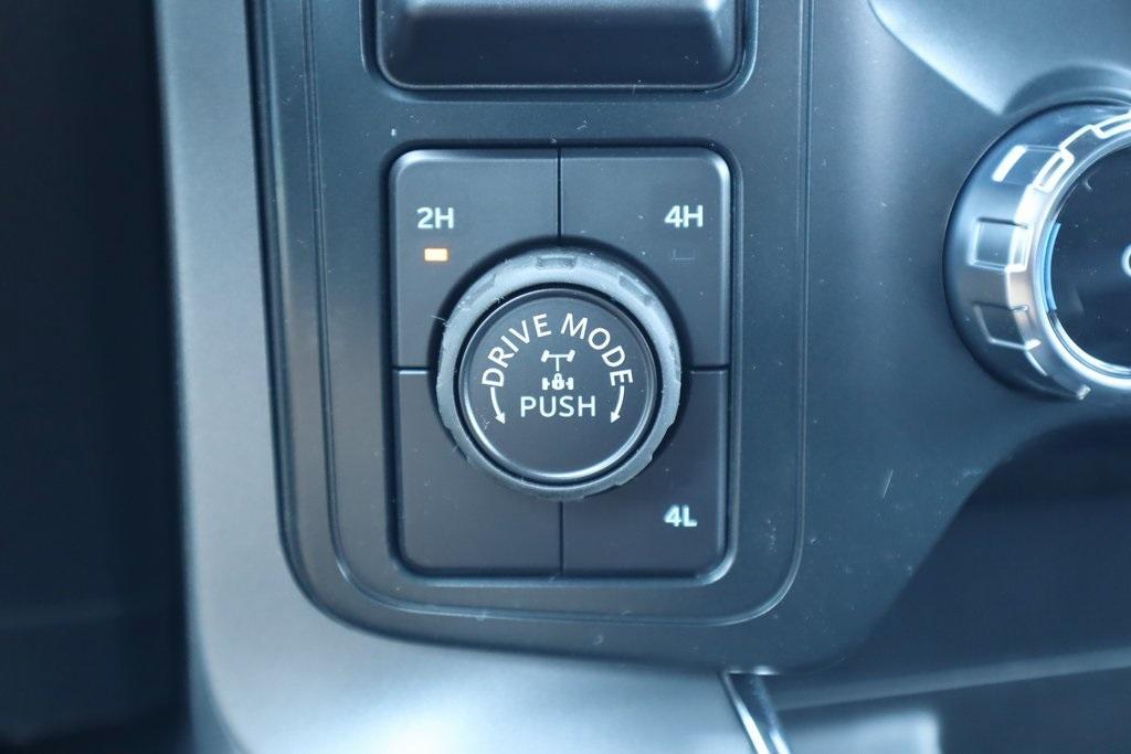 new 2025 Ford F-150 car, priced at $52,280