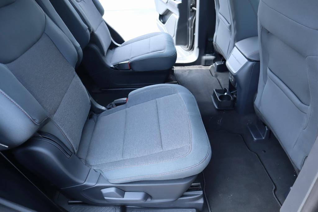 new 2025 Ford Explorer car, priced at $42,970