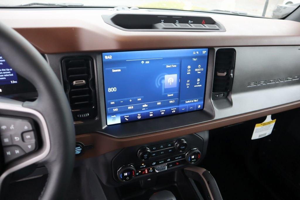 new 2024 Ford Bronco car, priced at $49,052