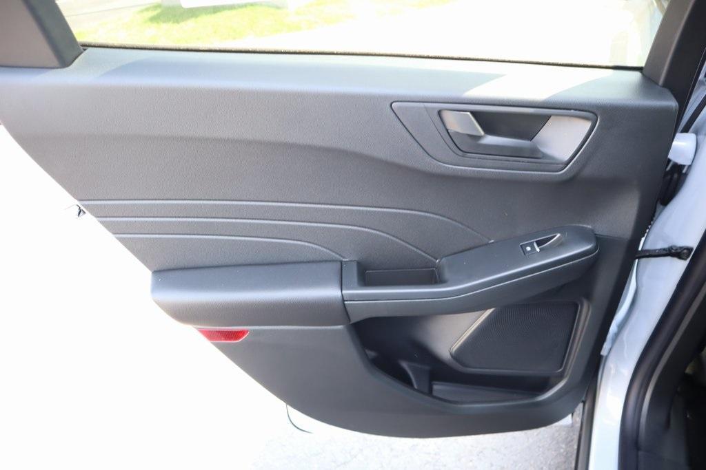 new 2025 Ford Escape car, priced at $26,064
