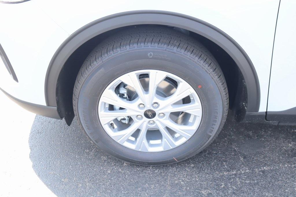 new 2025 Ford Escape car, priced at $26,064