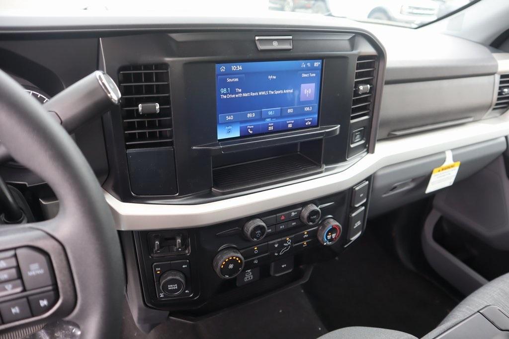 new 2025 Ford F-250 car, priced at $63,615