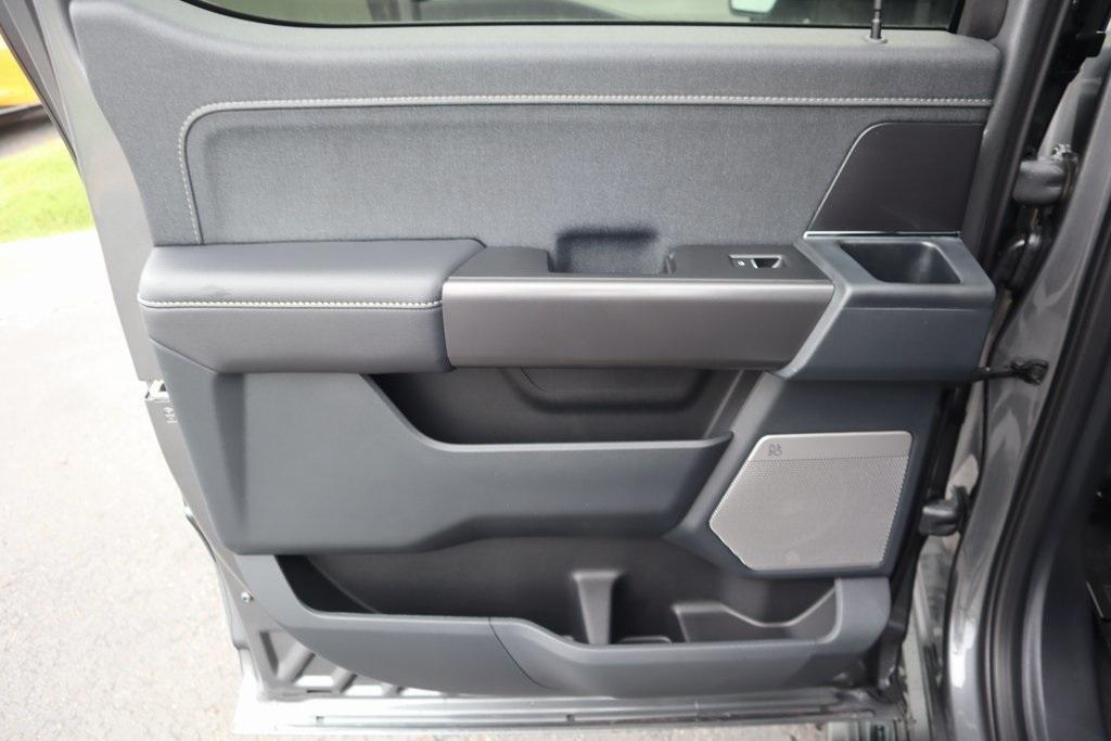 new 2025 Ford F-150 car, priced at $61,383