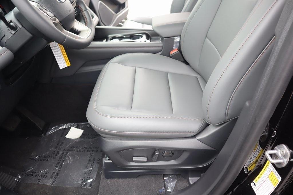 new 2025 Ford Explorer car, priced at $43,969