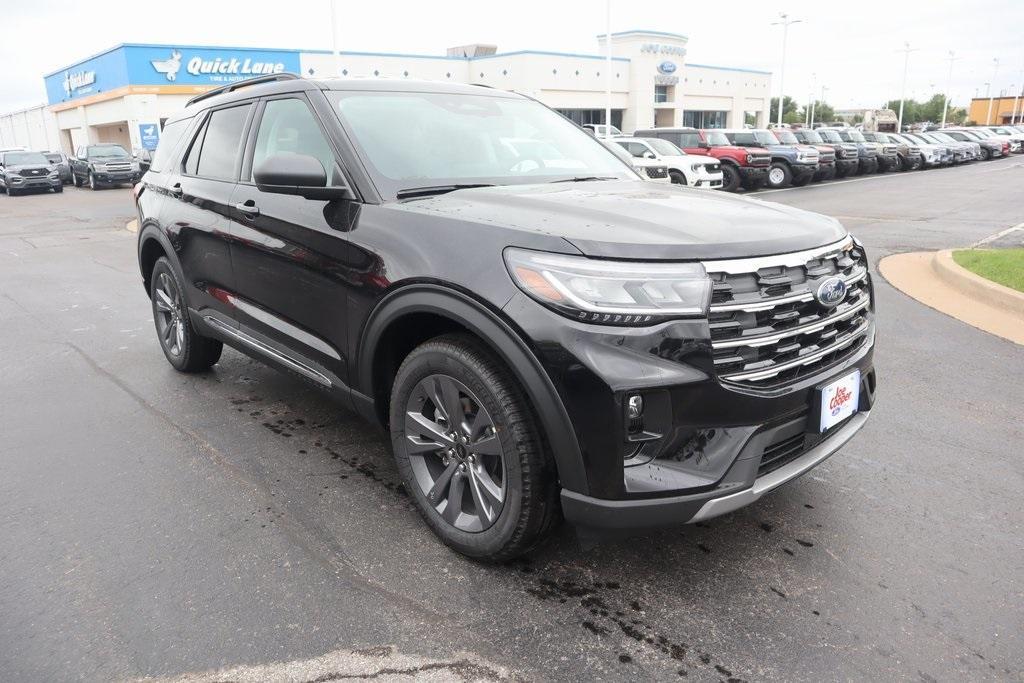 new 2025 Ford Explorer car, priced at $43,969