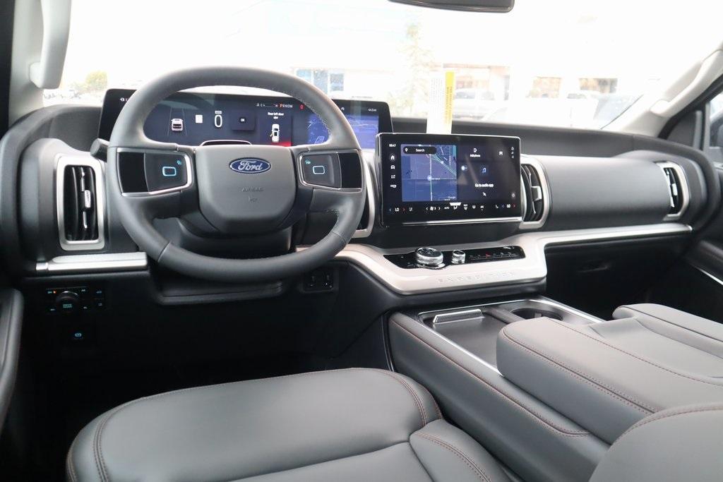 new 2025 Ford Expedition car, priced at $70,010