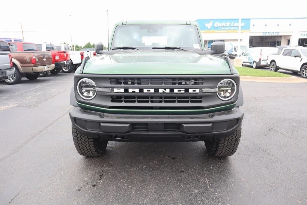 new 2025 Ford Bronco car, priced at $46,231