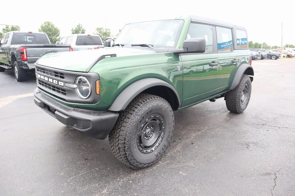 new 2025 Ford Bronco car, priced at $46,231