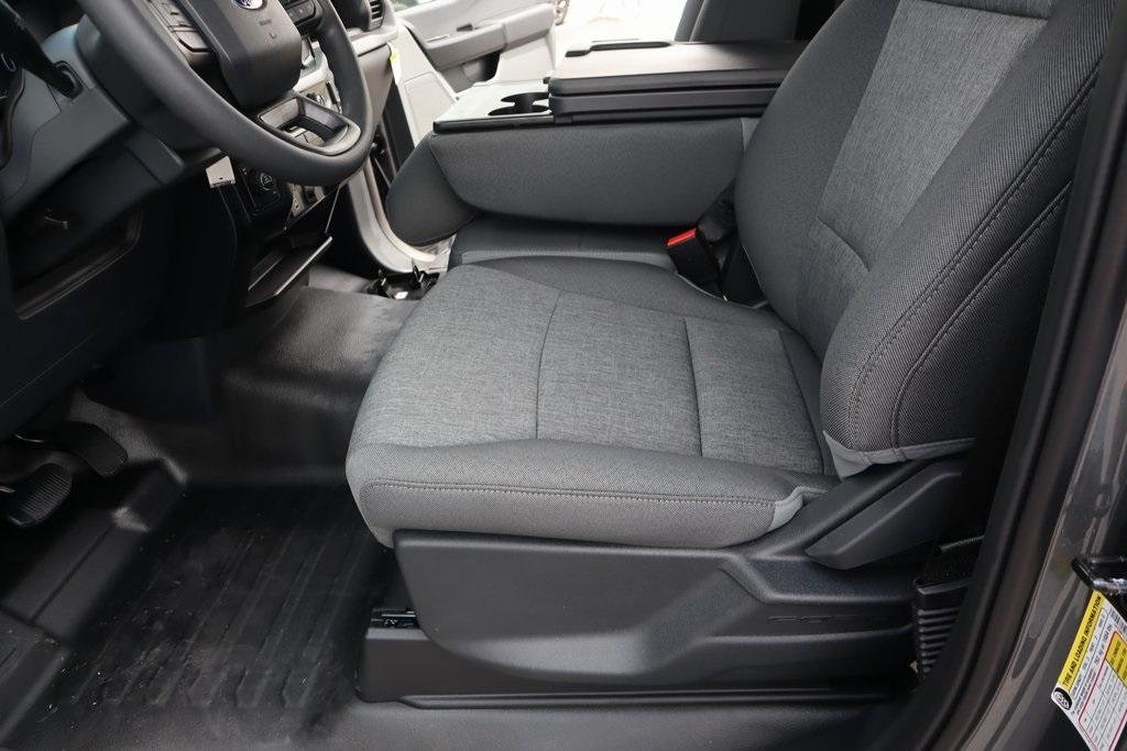 new 2025 Ford F-150 car, priced at $44,288