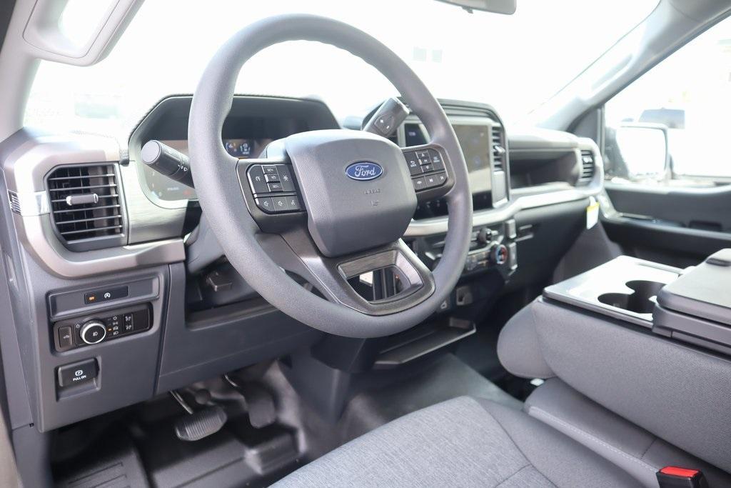 new 2025 Ford F-150 car, priced at $44,288