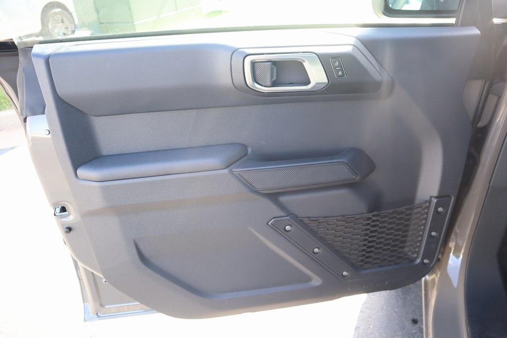 new 2025 Ford Bronco car, priced at $39,606
