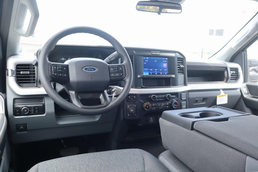 new 2025 Ford F-250 car, priced at $66,881