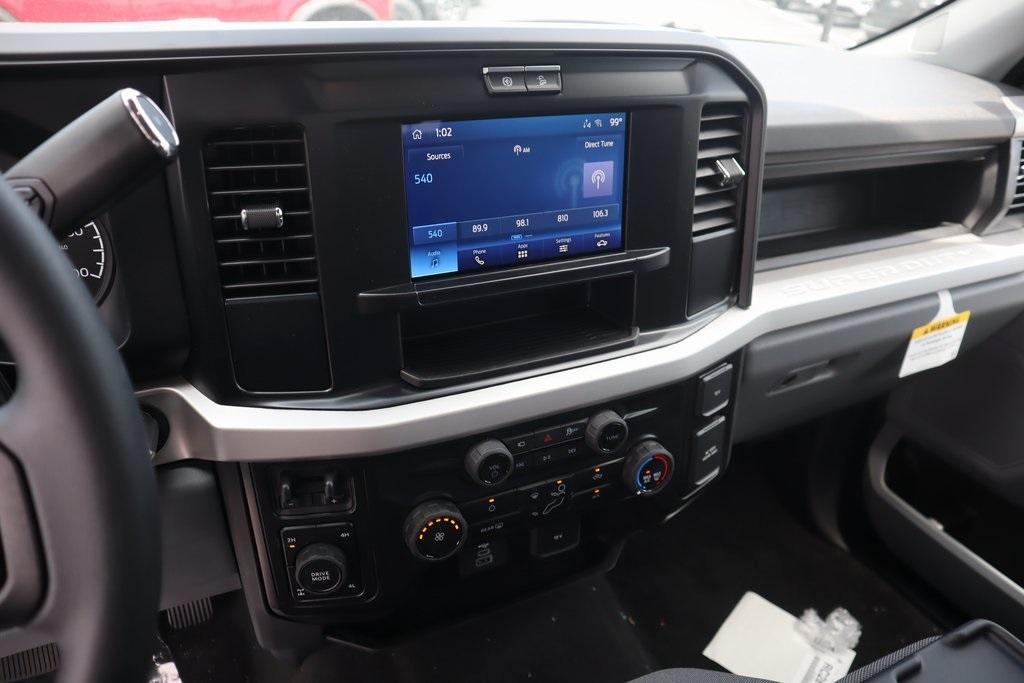 new 2025 Ford F-250 car, priced at $66,881
