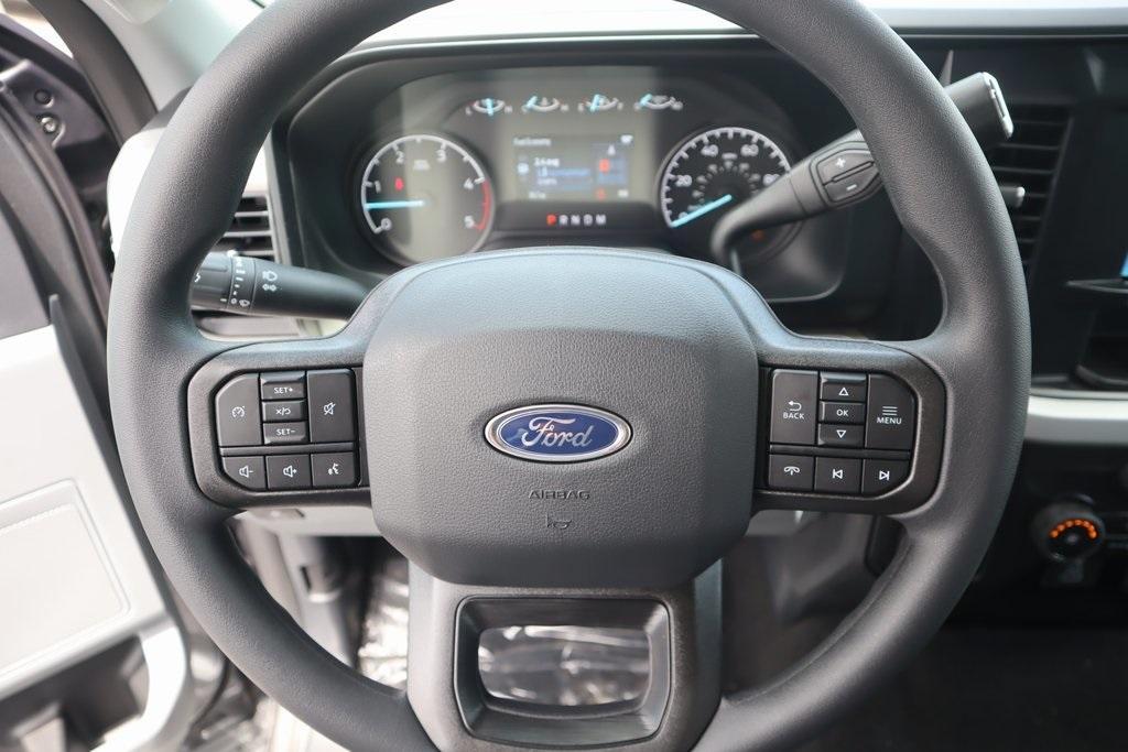 new 2025 Ford F-250 car, priced at $66,881