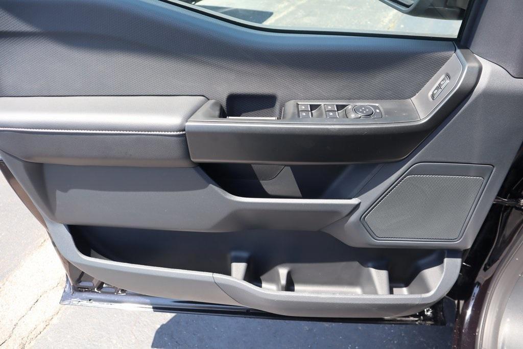 new 2025 Ford F-150 car, priced at $43,147