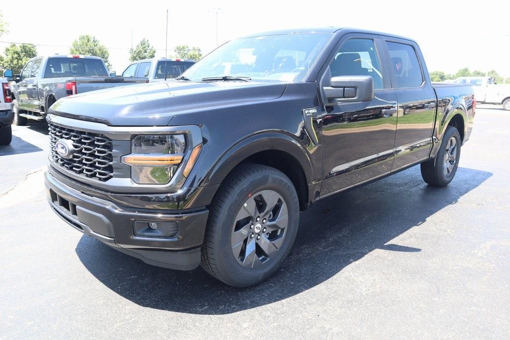 new 2025 Ford F-150 car, priced at $43,147