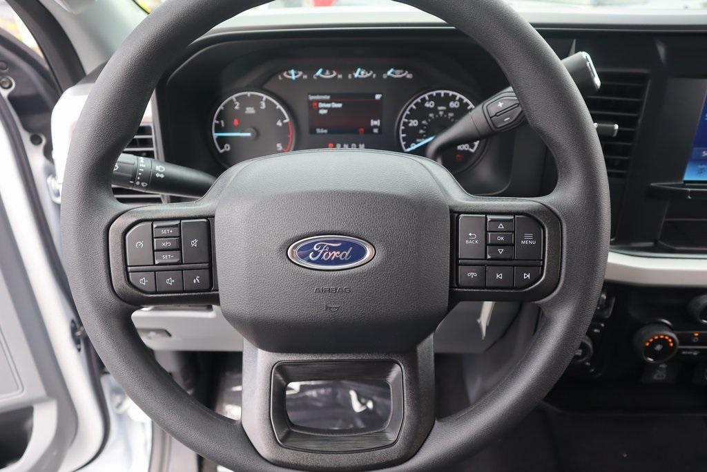 new 2025 Ford F-250 car, priced at $66,966