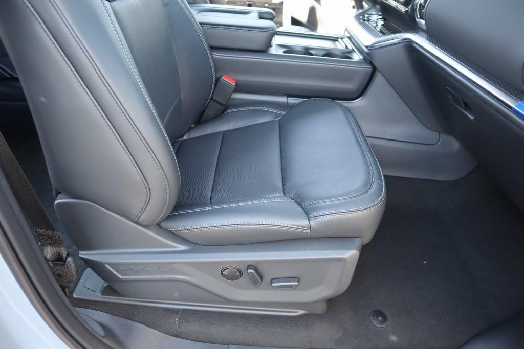 new 2025 Ford Expedition Max car, priced at $84,570