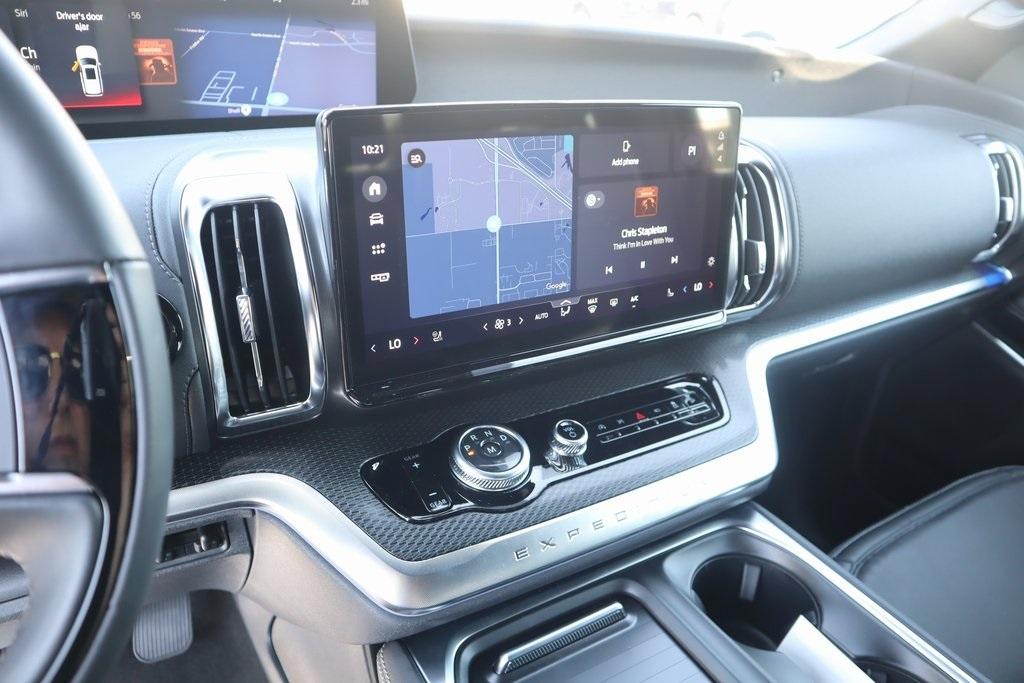 new 2025 Ford Expedition Max car, priced at $84,570