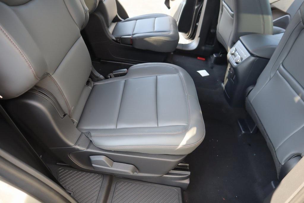 new 2025 Ford Explorer car, priced at $45,423