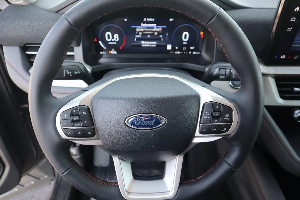 new 2025 Ford Explorer car, priced at $45,423