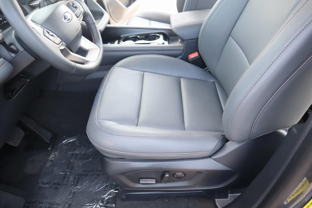 new 2025 Ford Explorer car, priced at $45,423
