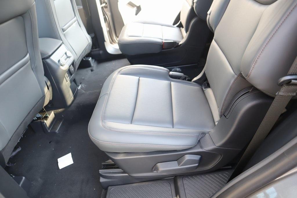 new 2025 Ford Explorer car, priced at $45,423