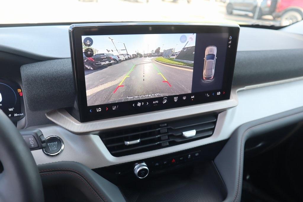 new 2025 Ford Explorer car, priced at $45,423