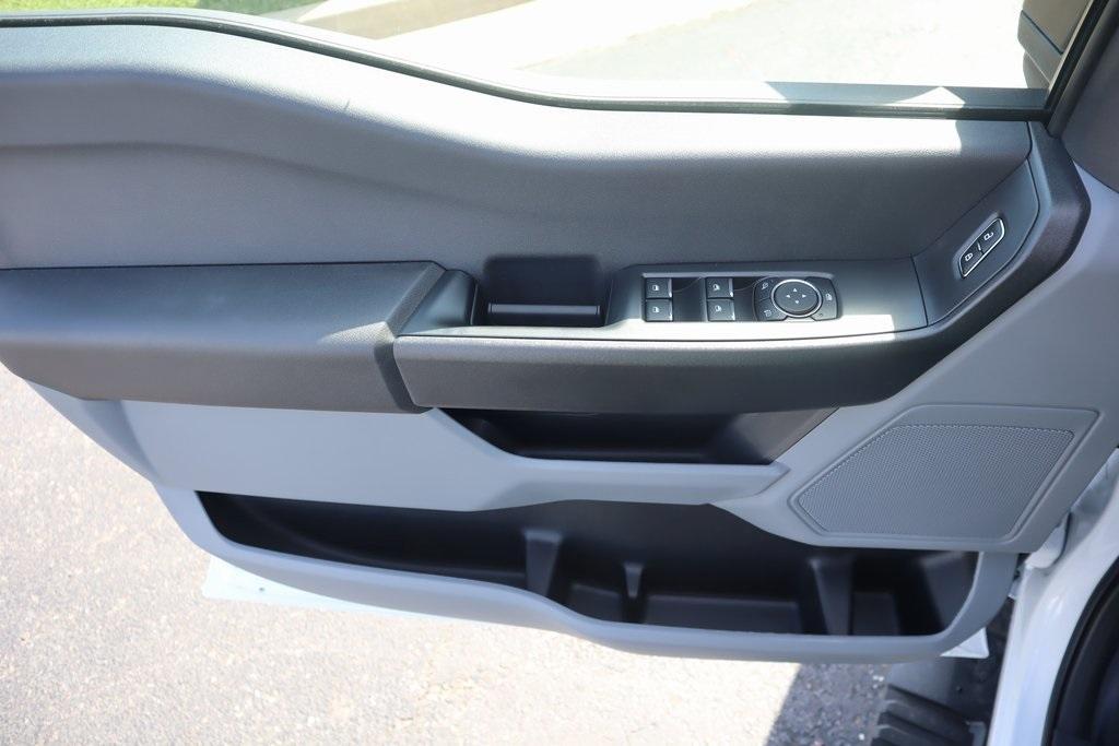 new 2025 Ford F-350 car, priced at $68,325