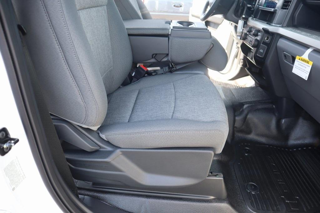 new 2025 Ford F-350 car, priced at $68,325