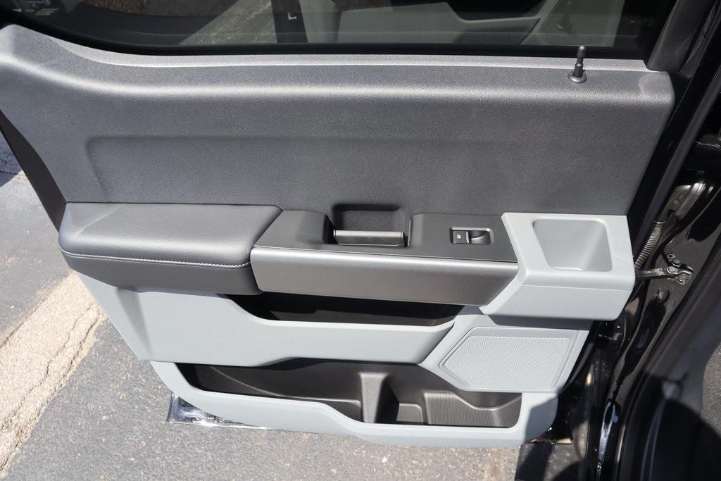new 2025 Ford F-250 car, priced at $64,966