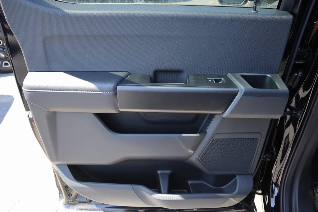 new 2025 Ford F-150 car, priced at $52,709