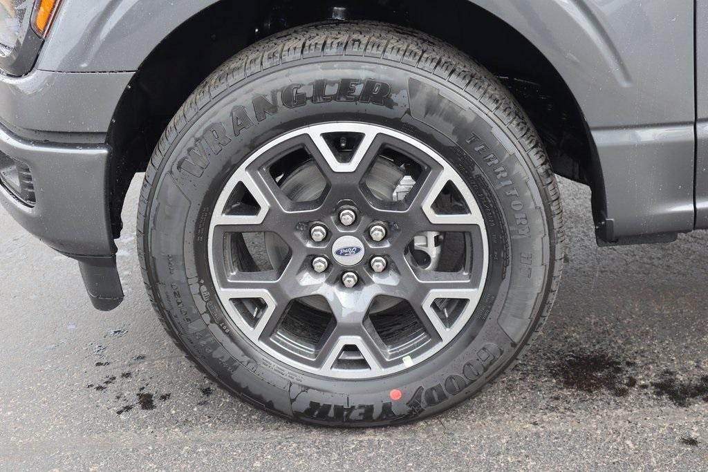 new 2025 Ford F-150 car, priced at $44,434