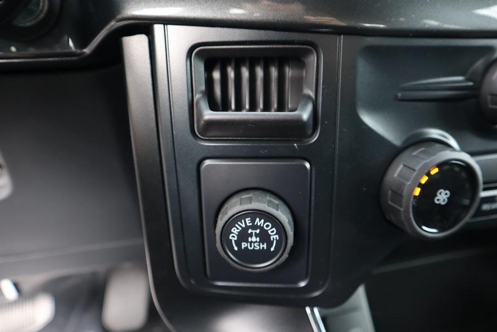new 2025 Ford F-150 car, priced at $44,434