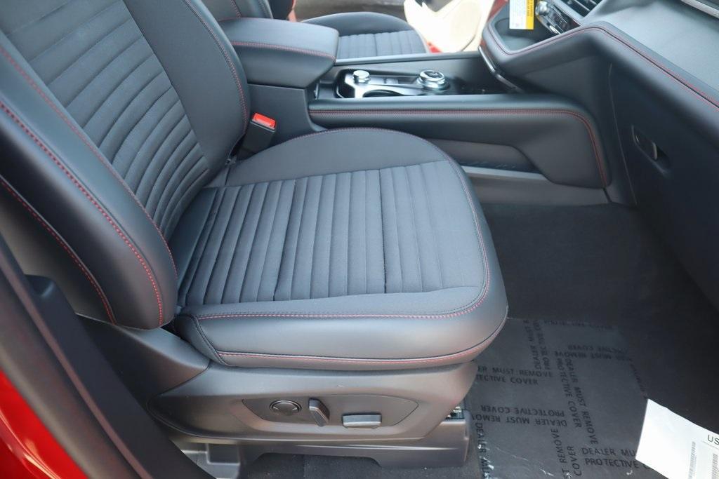 new 2025 Ford Explorer car, priced at $47,140