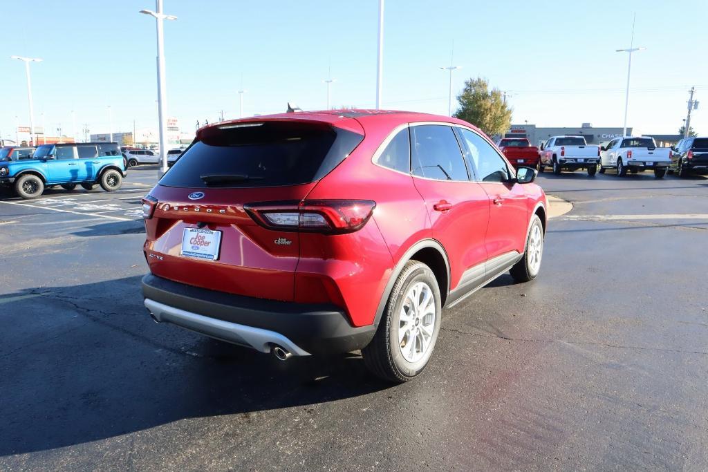 new 2025 Ford Escape car, priced at $27,120