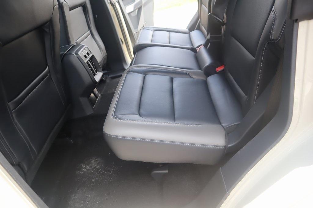 new 2025 Ford Bronco car, priced at $48,243