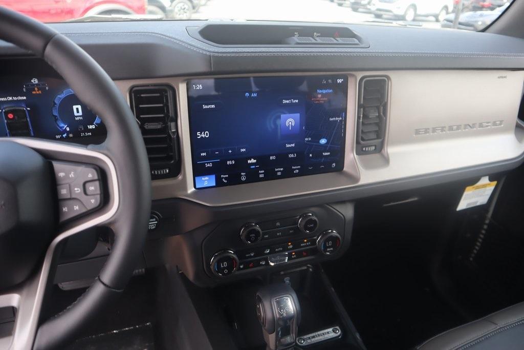 new 2025 Ford Bronco car, priced at $48,243