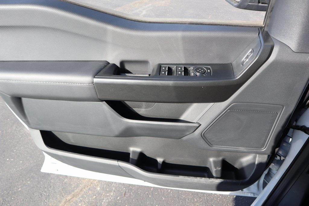 new 2025 Ford F-150 car, priced at $41,184
