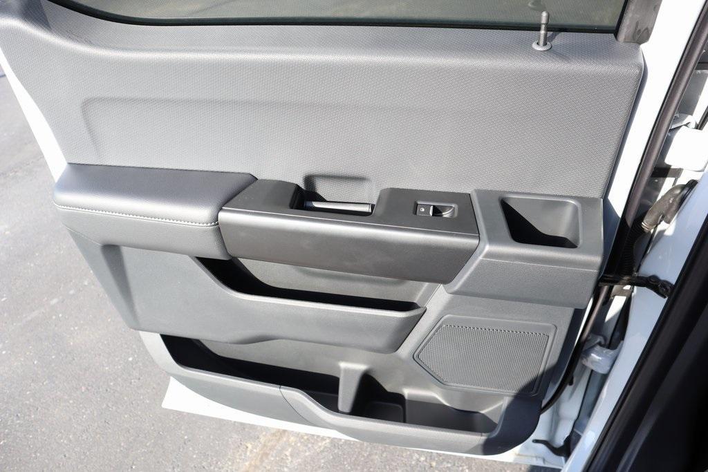 new 2025 Ford F-150 car, priced at $41,184