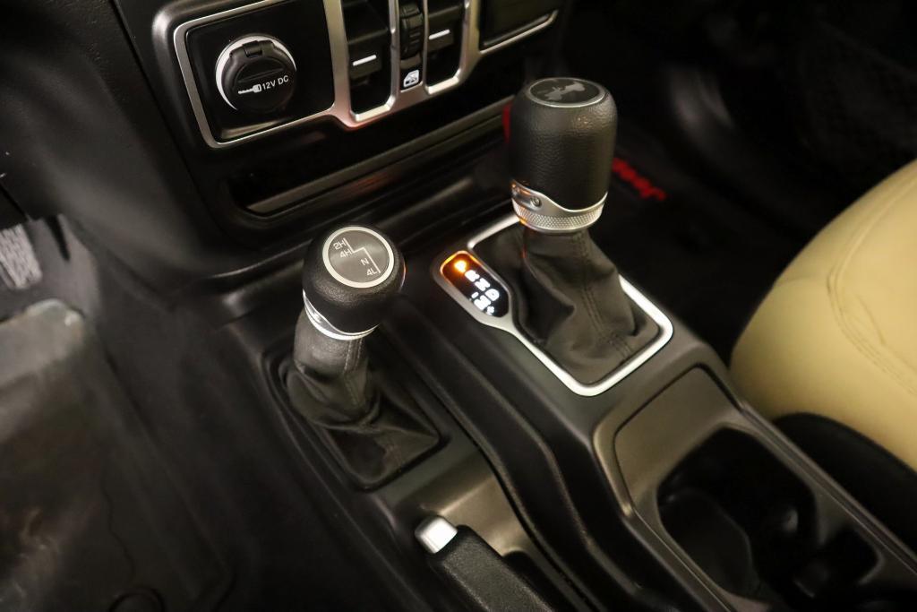 used 2021 Jeep Wrangler Unlimited car, priced at $27,637
