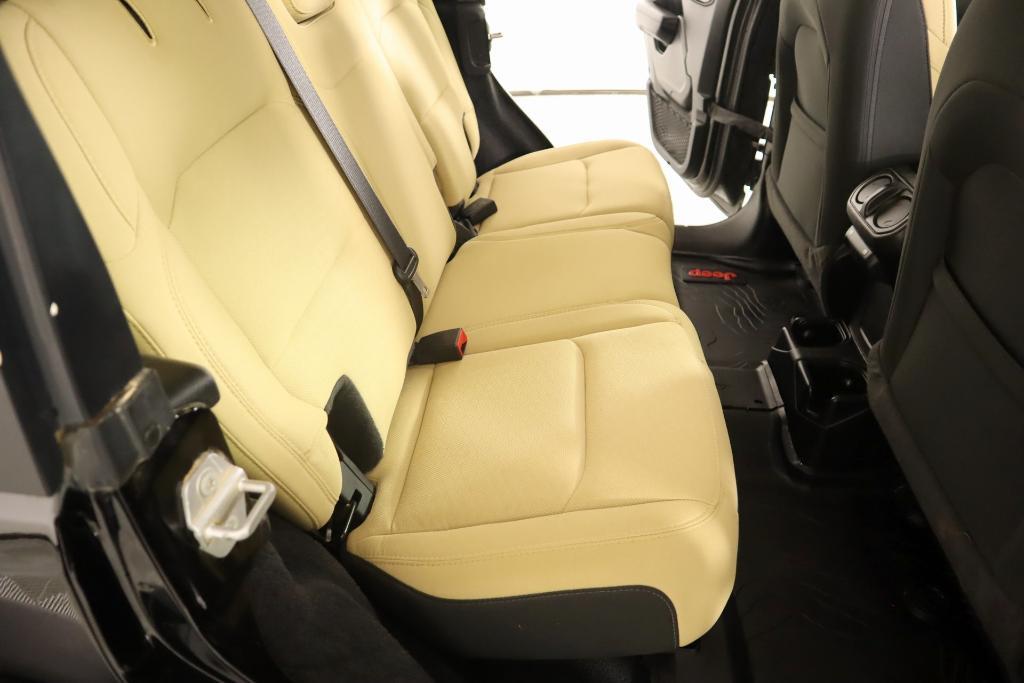 used 2021 Jeep Wrangler Unlimited car, priced at $27,637