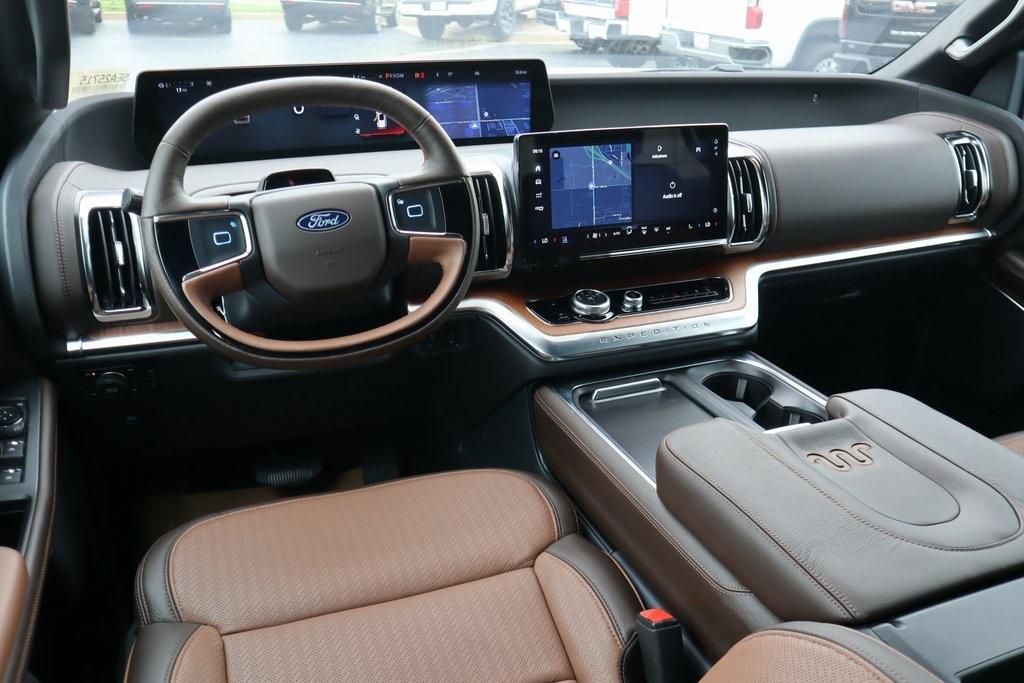 new 2025 Ford Expedition Max car, priced at $89,740